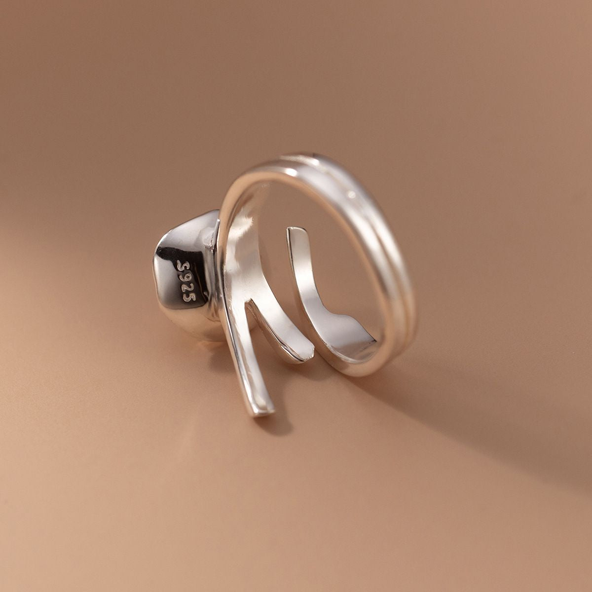 Literary Double Lines Pearl Ring Women