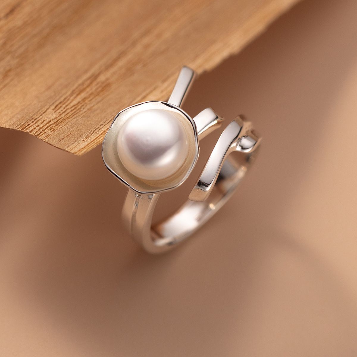 Literary Double Lines Pearl Ring Women