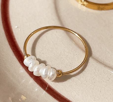 Magnolia Freshwater Pearl Gold Ring