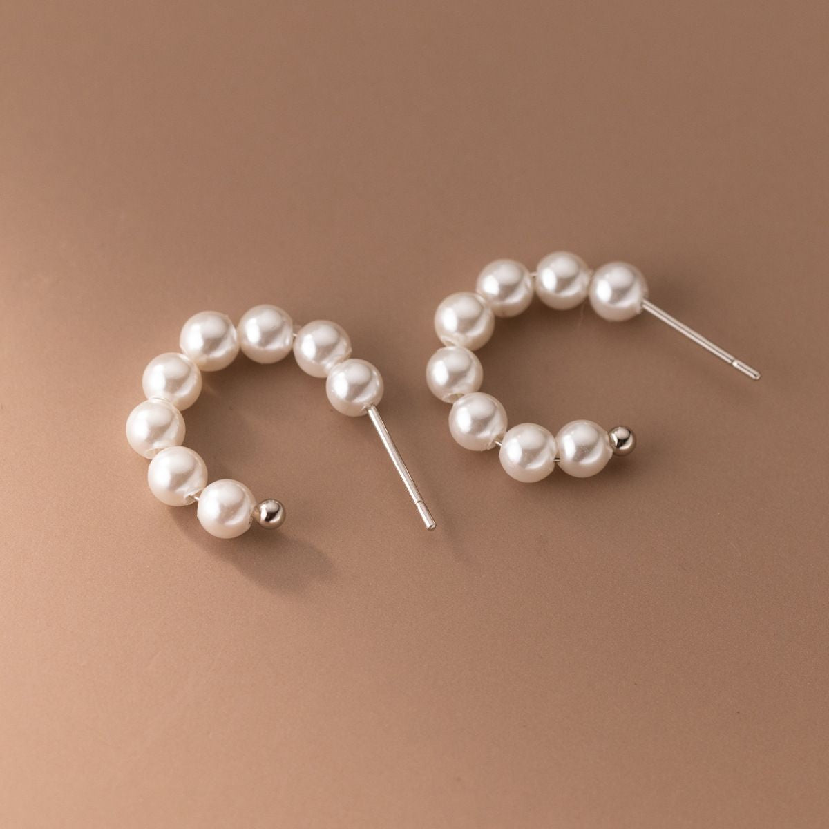 S925 Sterling Silver Temperament Synthetic Pearl C-shaped Earrings