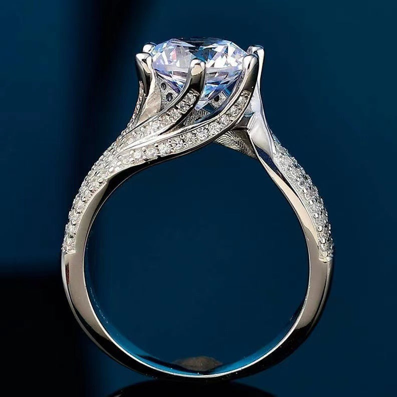 Big Crown 5 Karat Women's Six-claw Elegant Ring