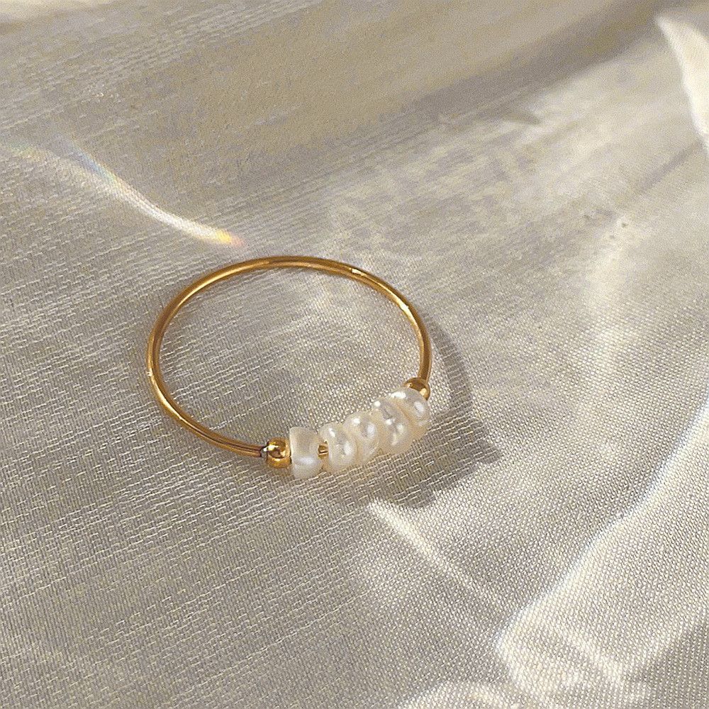 Magnolia Freshwater Pearl Gold Ring