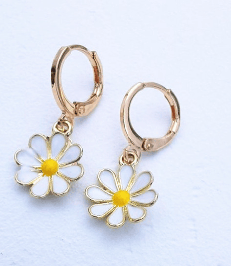 White Painting Oil Little Daisy Flower Earrings Simple