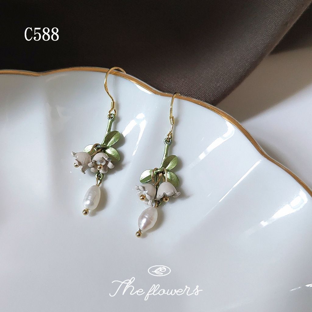 Lily Freshwater Pearl 925 Silver Needle Handmade Earrings Paint Green Tassel