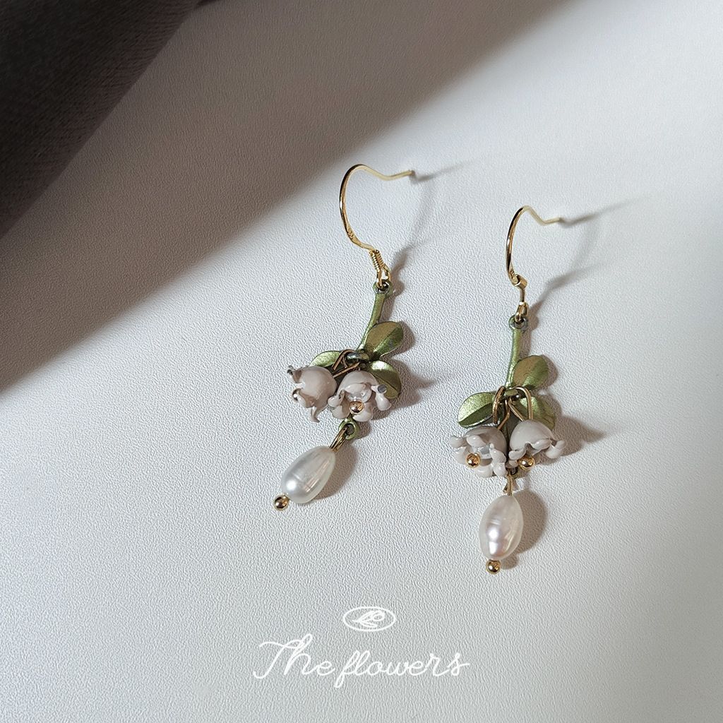 Lily Freshwater Pearl 925 Silver Needle Handmade Earrings Paint Green Tassel
