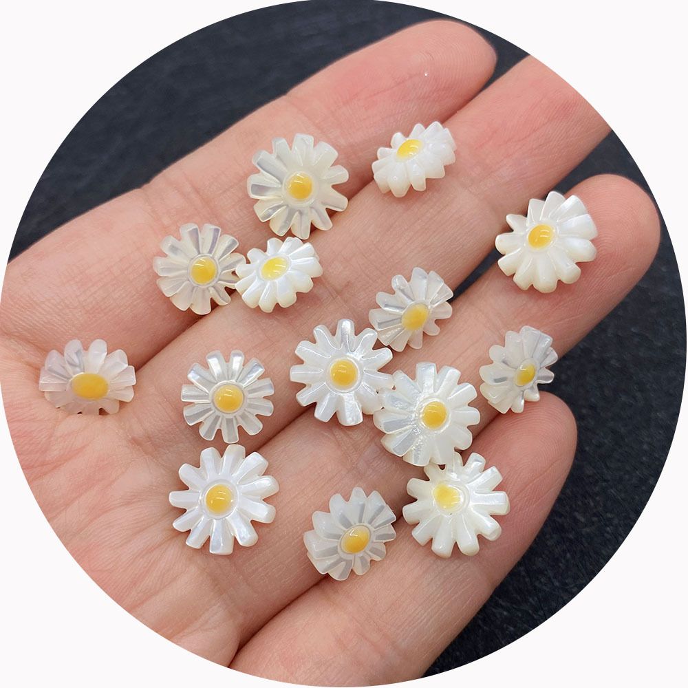 Natural Shell Small Daisy Loose Beads