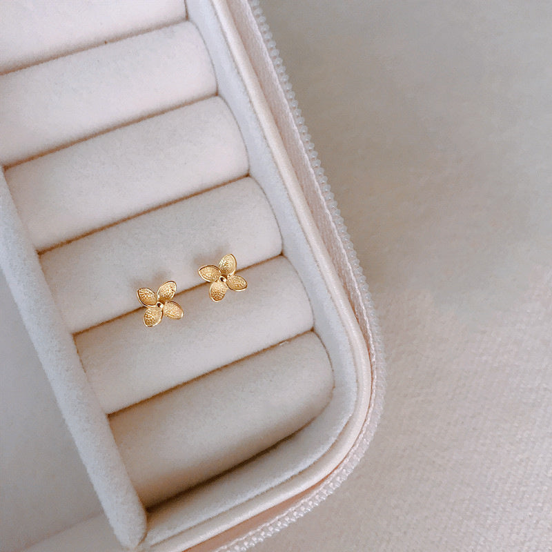S925 Sterling Silver Plating Lucky Grass Earrings