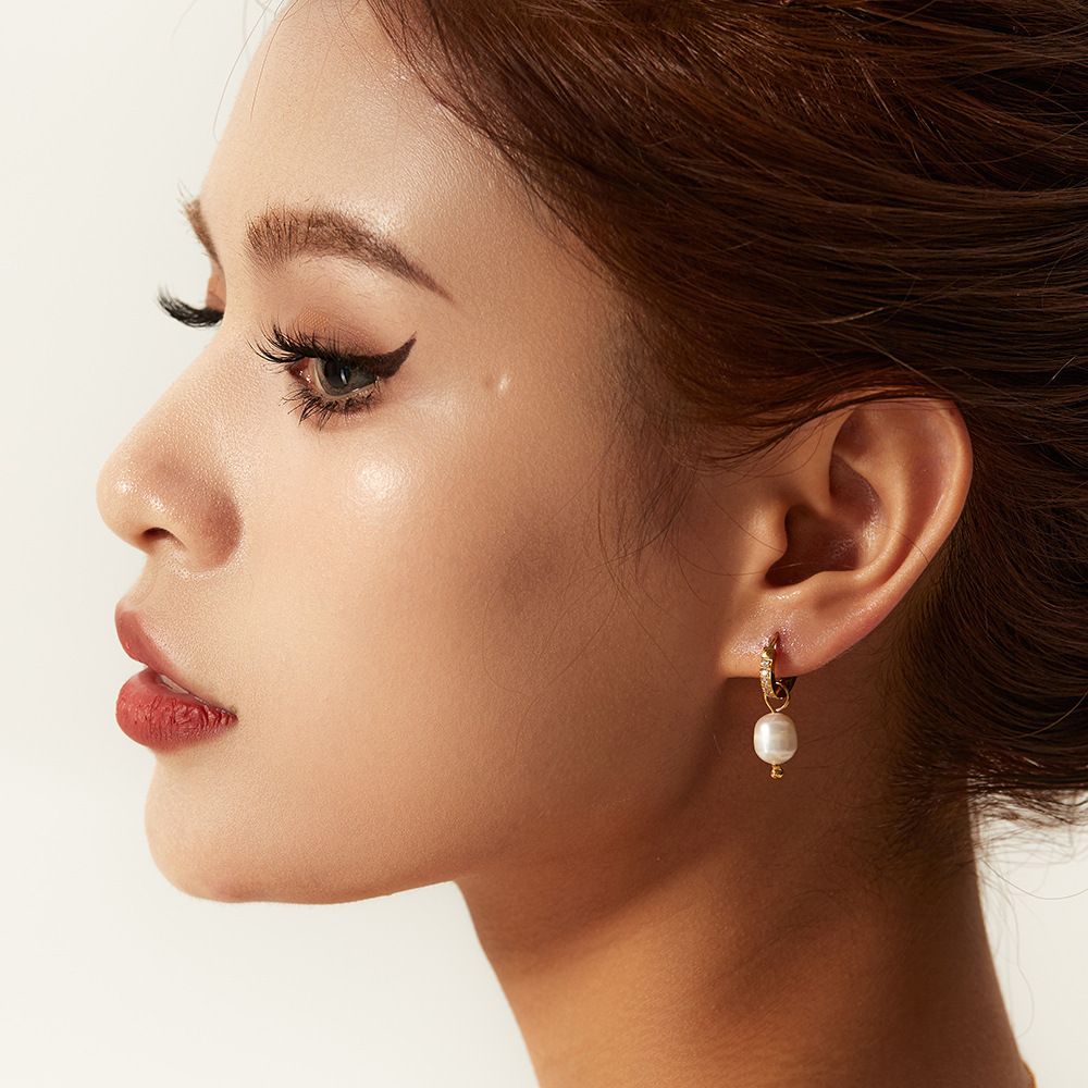 Simple Elegant Zircon Pearl Earrings
