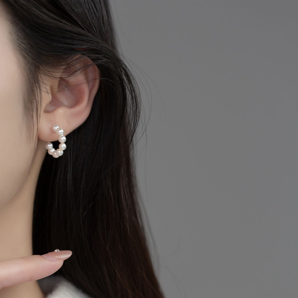 S925 Sterling Silver Temperament Synthetic Pearl C-shaped Earrings