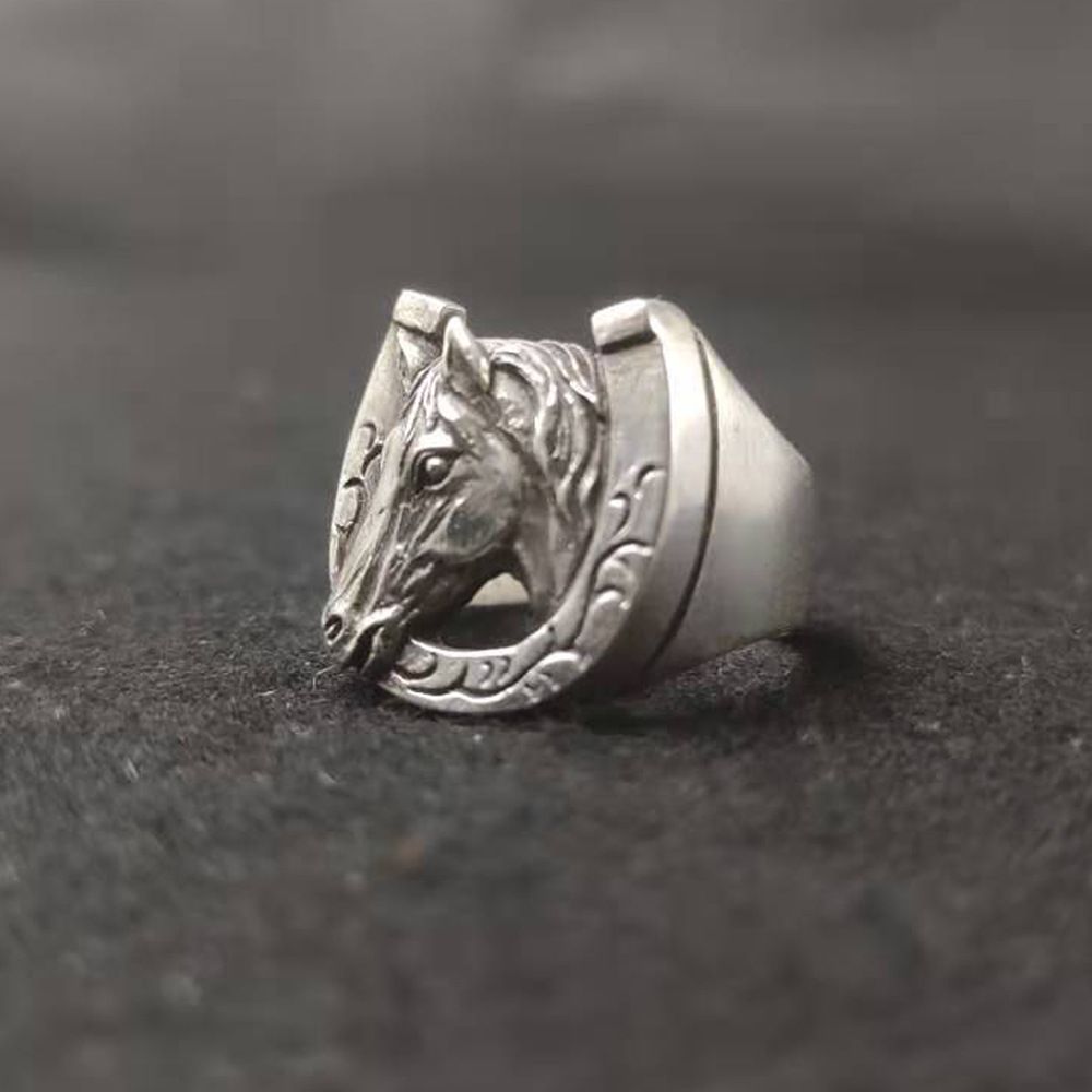 Thai Silver Tangcao Horseshoe Head Zodiac Ring